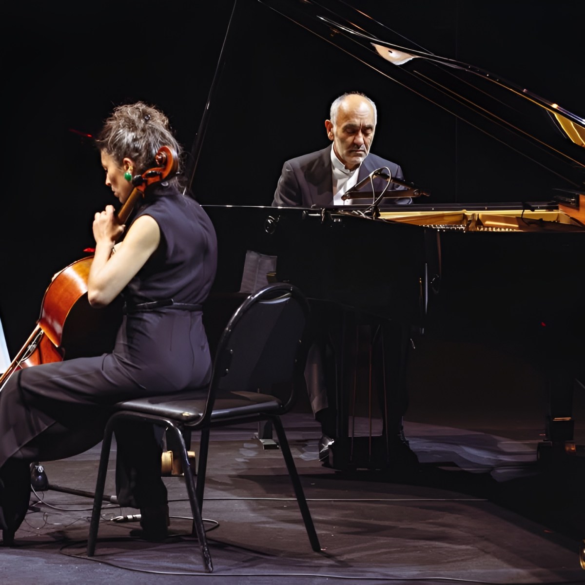 Les Bacha, ou la musique comme&nbsp;patrie